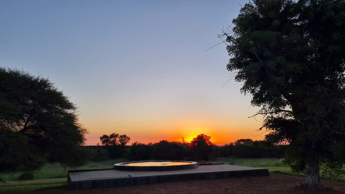 Swa-Zulu Game Lodge — bushveld, wildlife and lodge life