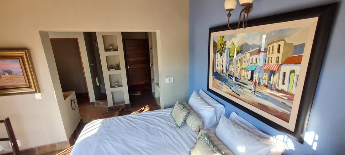 Swa-Zulu Game Lodge — bushveld, wildlife and lodge life